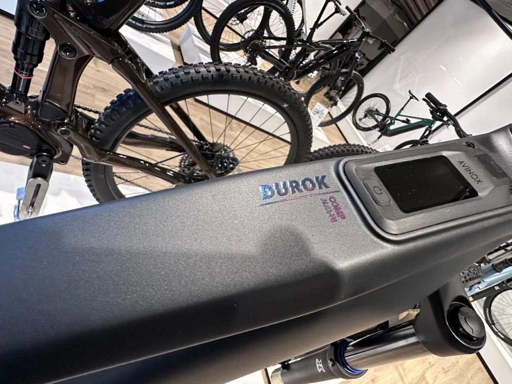 RAYMON DUROK COMP 800 Wh AVINOX BLK/GALAXY