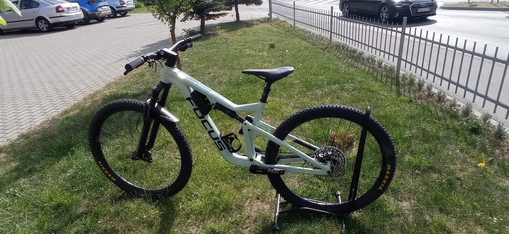 FOCUS JAM 6.8 GREY 29"