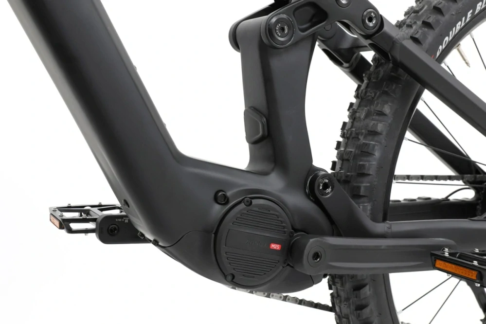 APACHE EAGLE 3 AVINOX 800 Wh BLK 29"